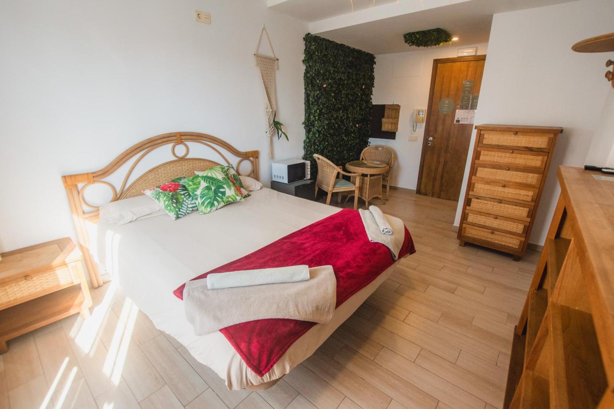 Banana Beach Patacona Rooms Алборая Екстериор снимка